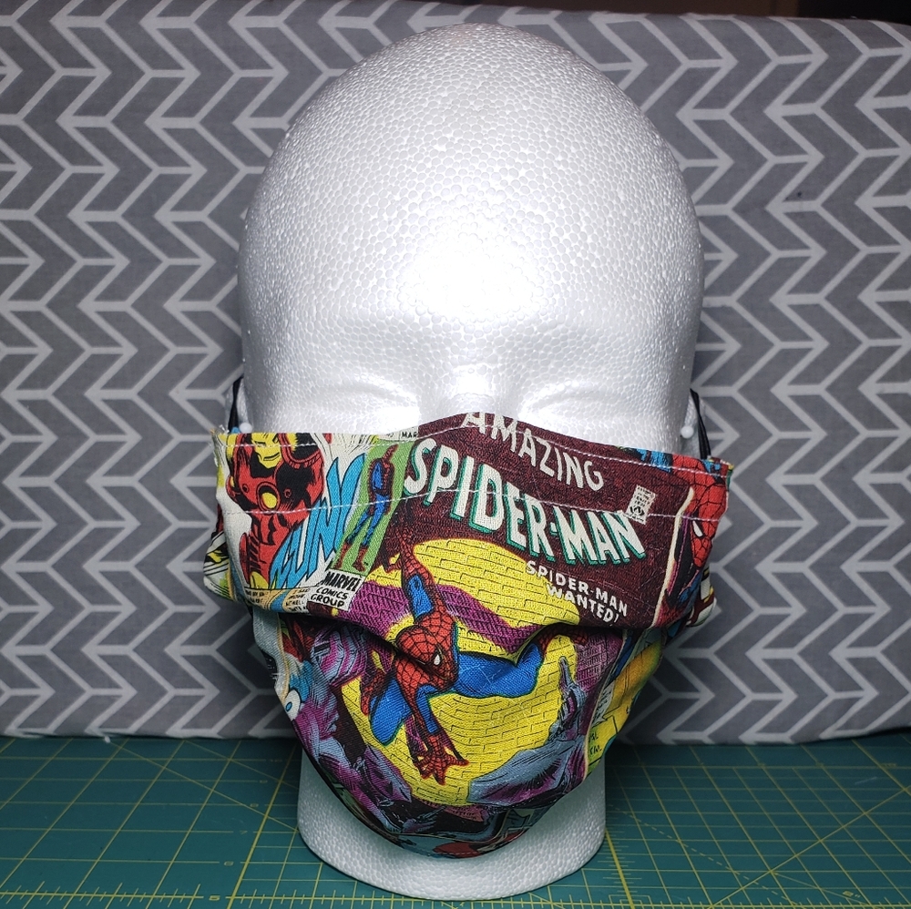 💥SOLD💥Marvel face mask with filter pocket